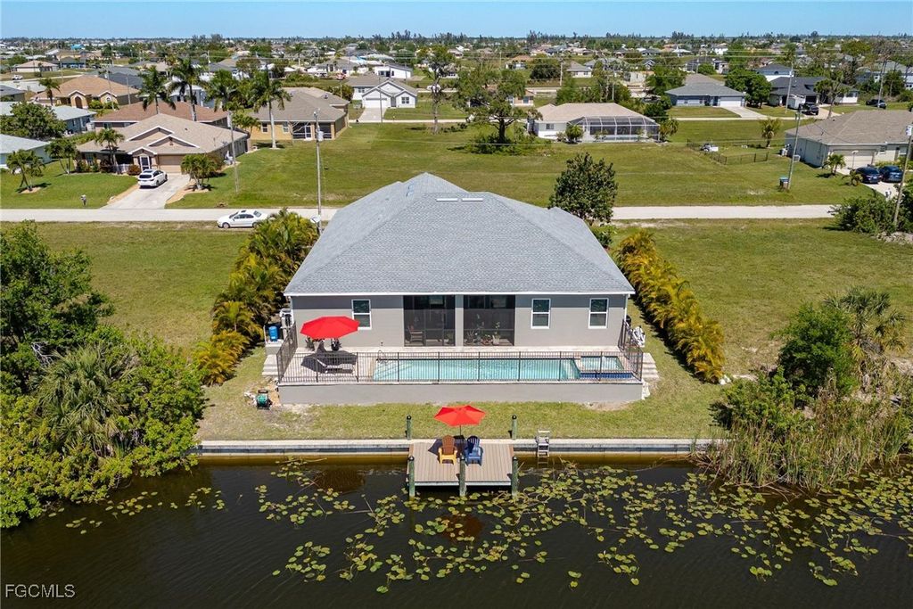 2828 SW 1st TER, Cape Coral, FL 33991