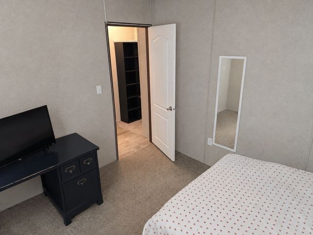 500 Captains Cutt Road, Oak Ridge, TX 76240