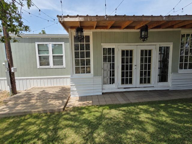 500 Captains Cutt Road, Oak Ridge, TX 76240