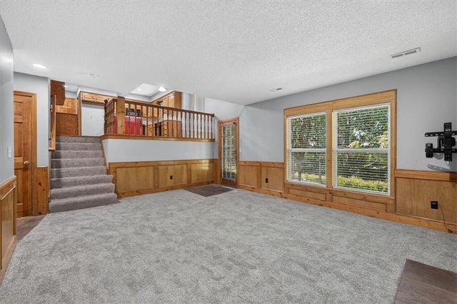 15624 W 81st Street, Lenexa, KS 66219