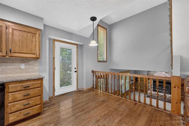 15624 W 81st Street, Lenexa, KS 66219