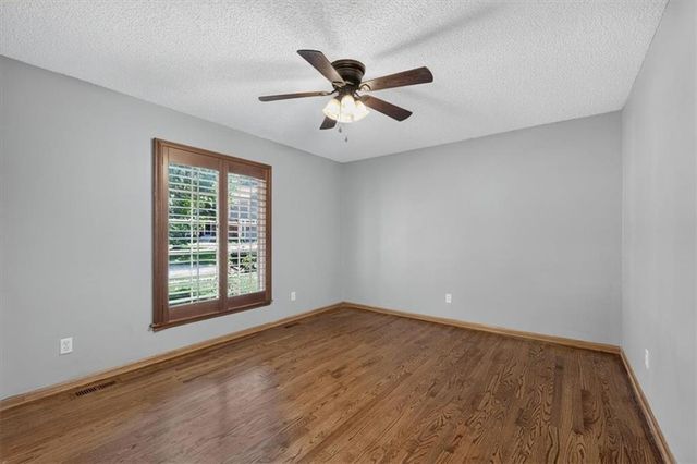 15624 W 81st Street, Lenexa, KS 66219