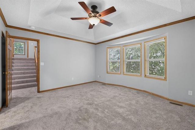 15624 W 81st Street, Lenexa, KS 66219