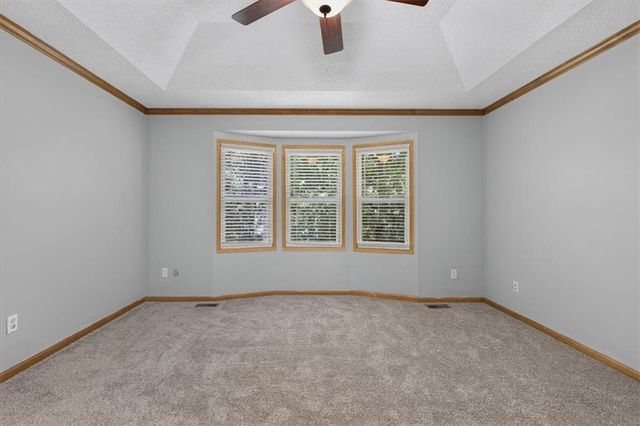 15624 W 81st Street, Lenexa, KS 66219