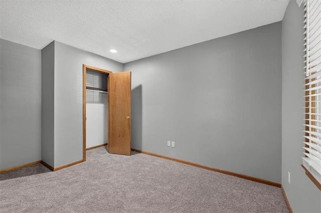 15624 W 81st Street, Lenexa, KS 66219