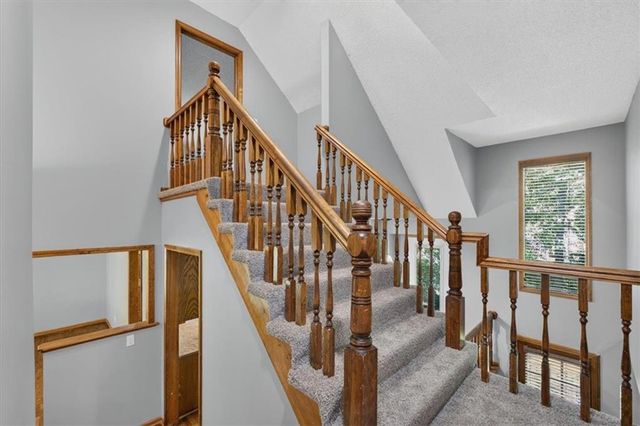 15624 W 81st Street, Lenexa, KS 66219
