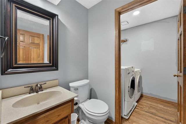 15624 W 81st Street, Lenexa, KS 66219