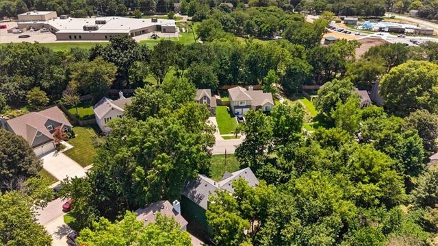 15624 W 81st Street, Lenexa, KS 66219