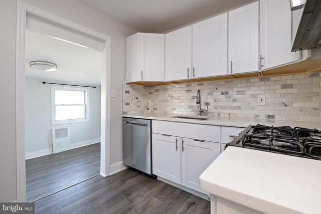 215 CONARD AVE, Collingswood, NJ 08108