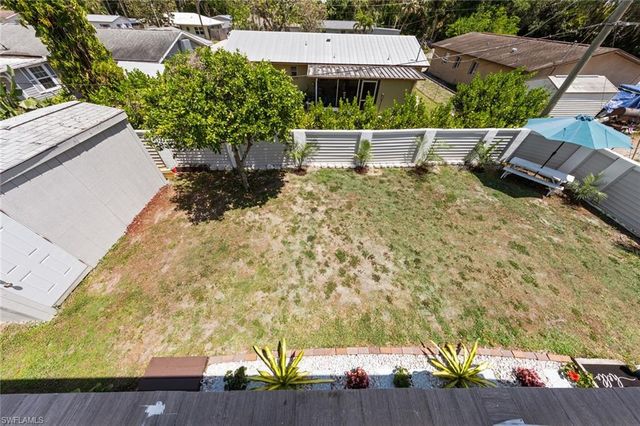 2040 Clarke AVE, Fort Myers, FL 33905