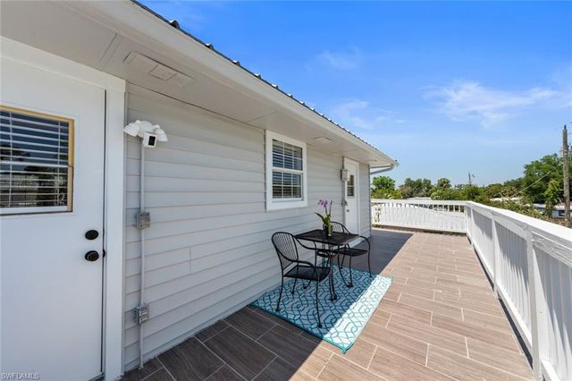 2040 Clarke AVE, Fort Myers, FL 33905