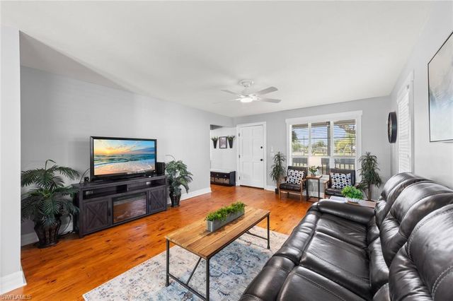 2040 Clarke AVE, Fort Myers, FL 33905