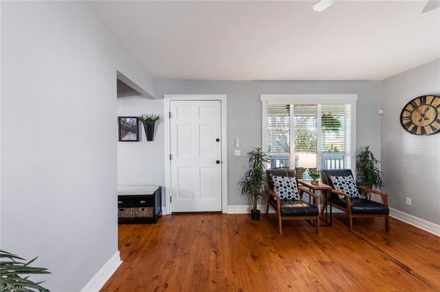 2040 Clarke AVE, Fort Myers, FL 33905