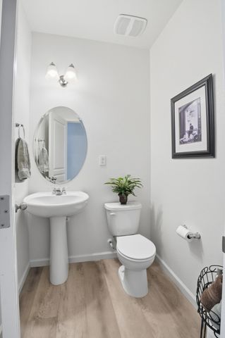 3709 E Cypress Avenue, Visalia, CA 93292