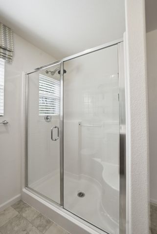 3709 E Cypress Avenue, Visalia, CA 93292