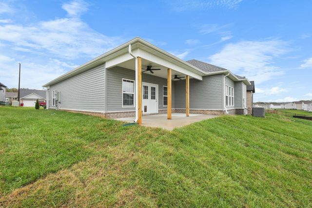 657 Marblewing Ct, Clarksville, TN 37043