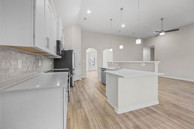 657 Marblewing Ct, Clarksville, TN 37043