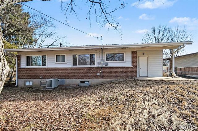 1475 Nashua Drive, Florissant, MO 63033