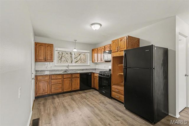 1475 Nashua Drive, Florissant, MO 63033