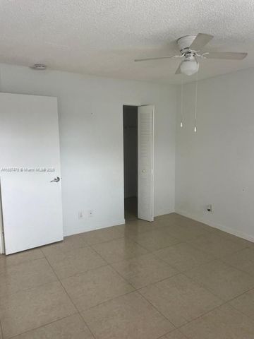 8020 N Colony Cir N 202, Tamarac, FL 33321