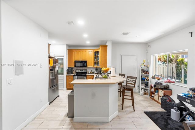 1844 SW 102nd Way, Miramar, FL 33025