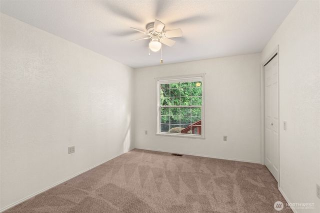 117 Hawthorn Lane, Centralia, WA 98531