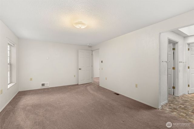 117 Hawthorn Lane, Centralia, WA 98531