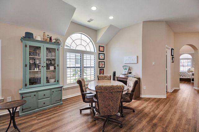 12503 Ravensway Center Drive 410, Cypress, TX 77429