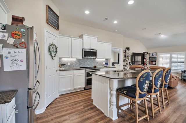 12503 Ravensway Center Drive 410, Cypress, TX 77429