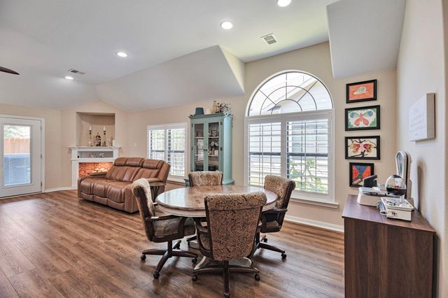 12503 Ravensway Center Drive 410, Cypress, TX 77429