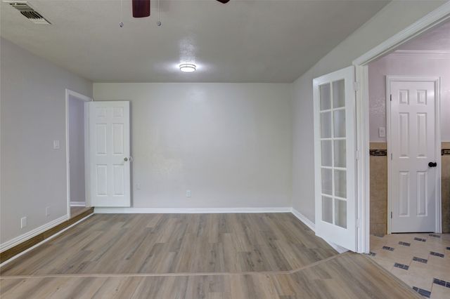 105 Countryside Drive, Arlington, TX 76014