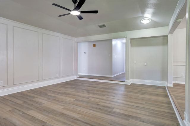 105 Countryside Drive, Arlington, TX 76014