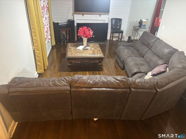 26 Marsdale Avenue, Bridgeport, CT 06606