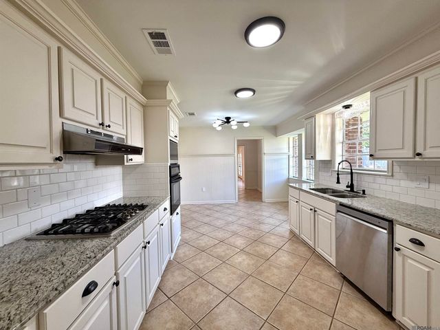 6148 Antioch Blvd, Baton Rouge, LA 70817