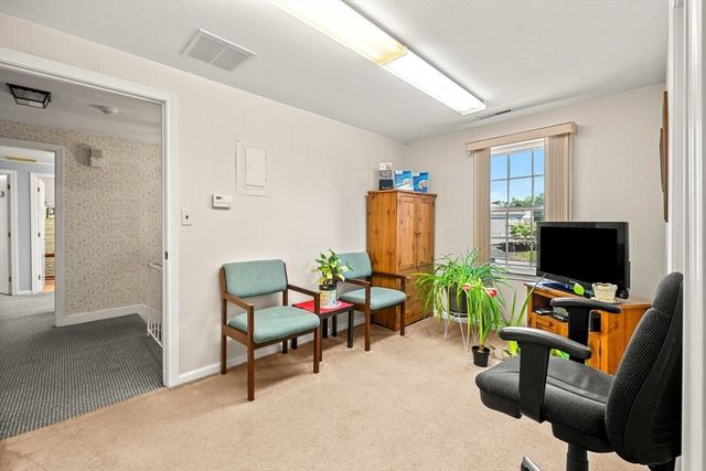 125 Ipswich Rd, Topsfield, MA 01983
