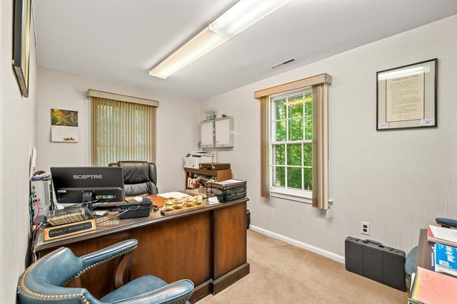 125 Ipswich Rd, Topsfield, MA 01983