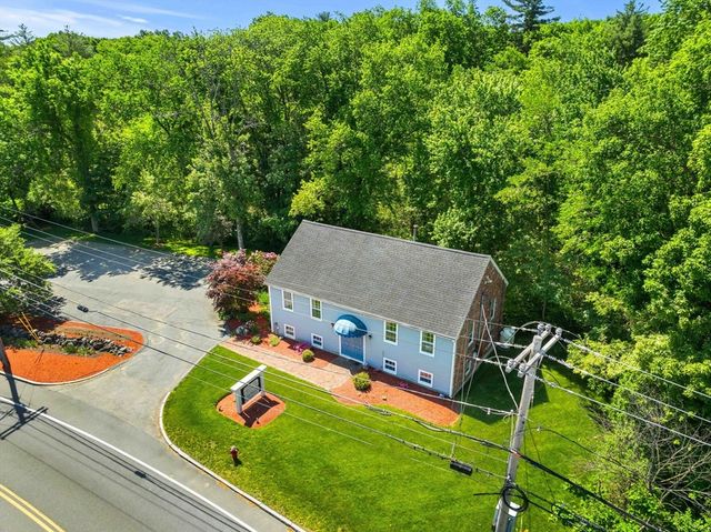 125 Ipswich Rd, Topsfield, MA 01983