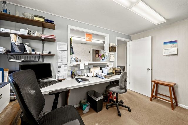 125 Ipswich Rd, Topsfield, MA 01983