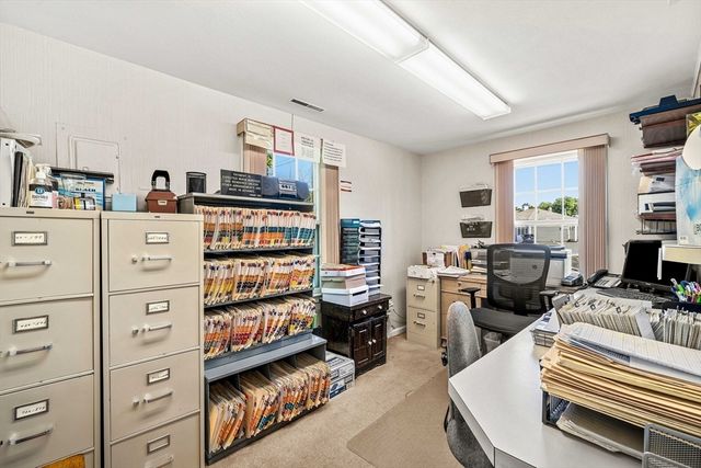 125 Ipswich Rd, Topsfield, MA 01983