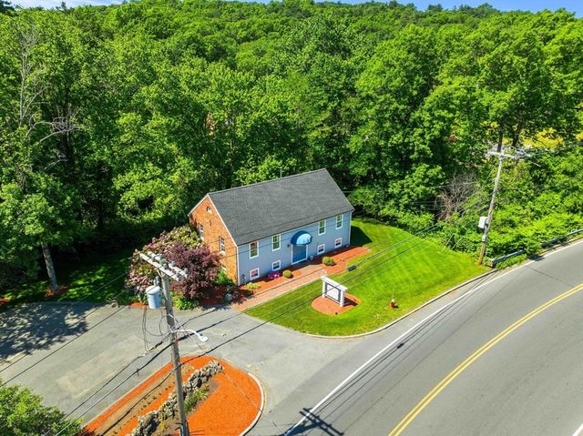 125 Ipswich Rd, Topsfield, MA 01983
