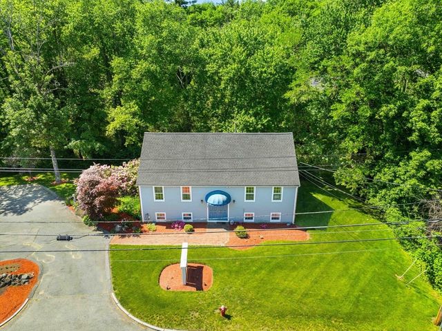 125 Ipswich Rd, Topsfield, MA 01983