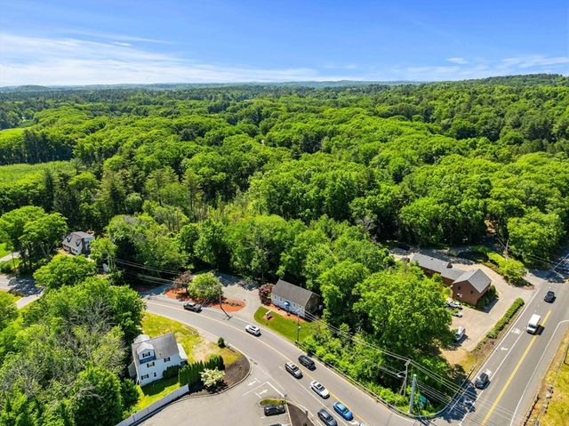 125 Ipswich Rd, Topsfield, MA 01983