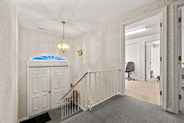 125 Ipswich Rd, Topsfield, MA 01983