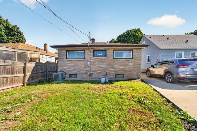 3413 S 2nd STREET, Milwaukee, WI 53207