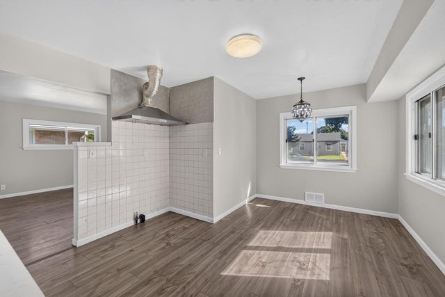3413 S 2nd STREET, Milwaukee, WI 53207