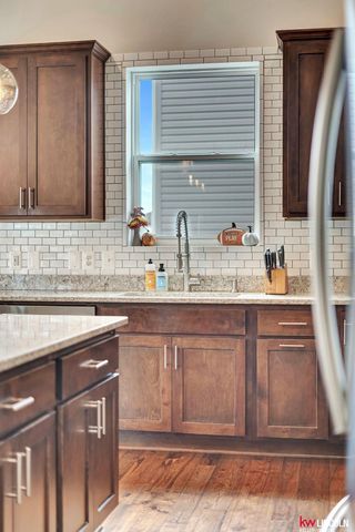 7265 Yankee Woods Drive, Lincoln, NE 68516