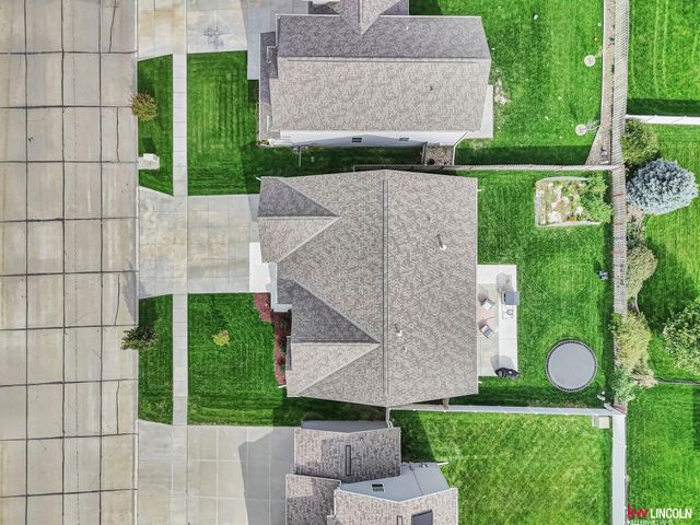 7265 Yankee Woods Drive, Lincoln, NE 68516