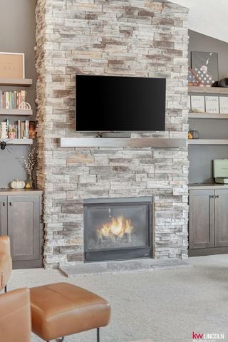 7265 Yankee Woods Drive, Lincoln, NE 68516