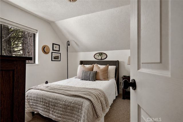 410 Bel Air Drive, Lake Arrowhead, CA 92352
