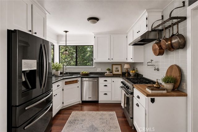 410 Bel Air Drive, Lake Arrowhead, CA 92352